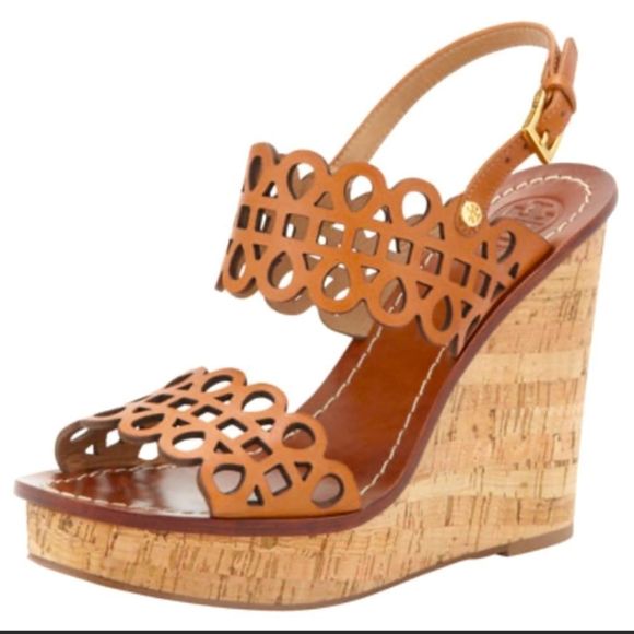 Please Help-Tory Burch Wedge Heels Leather Gold Tone 🪦We just lost my Fiancé 2 😍 - Picture 1 of 15